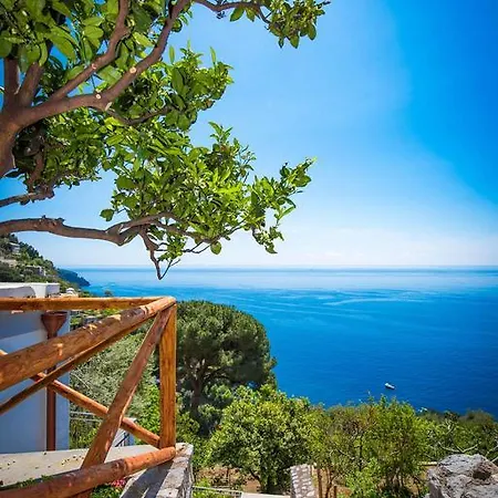 De Rosa Positano
