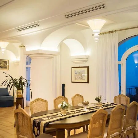 De Rosa Villa Positano