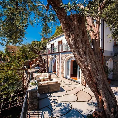 De Rosa Villa Positano